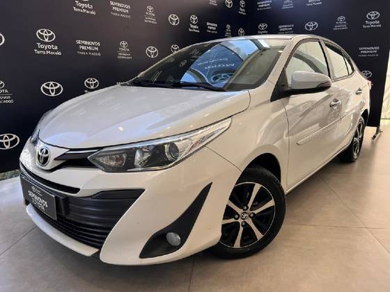 TOYOTA YARIS 1.5 16V FLEX SEDAN XLS MULTIDRIVE TOYOTA YARIS 1.5 16V FLEX SEDAN XLS MULTIDRIVE